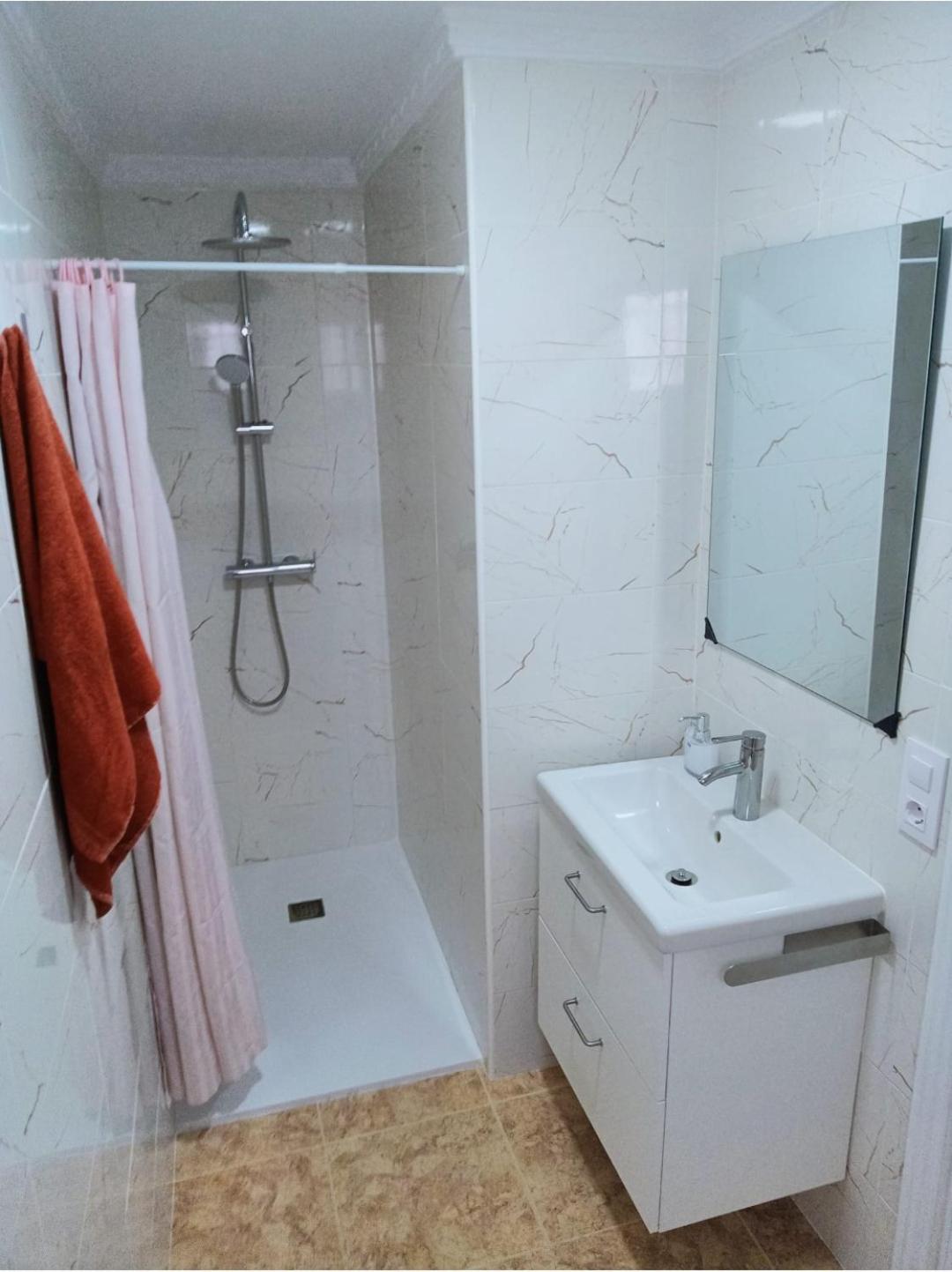 Casa Recien Reformada A Dos Calles Del Mar 奥利瓦 外观 照片